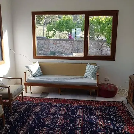 Villa Mordogan Tas Konakta Doga Ve Deniz Tatili