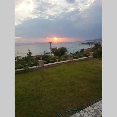 Mordogan Tas Konakta Doga Ve Deniz Tatili *